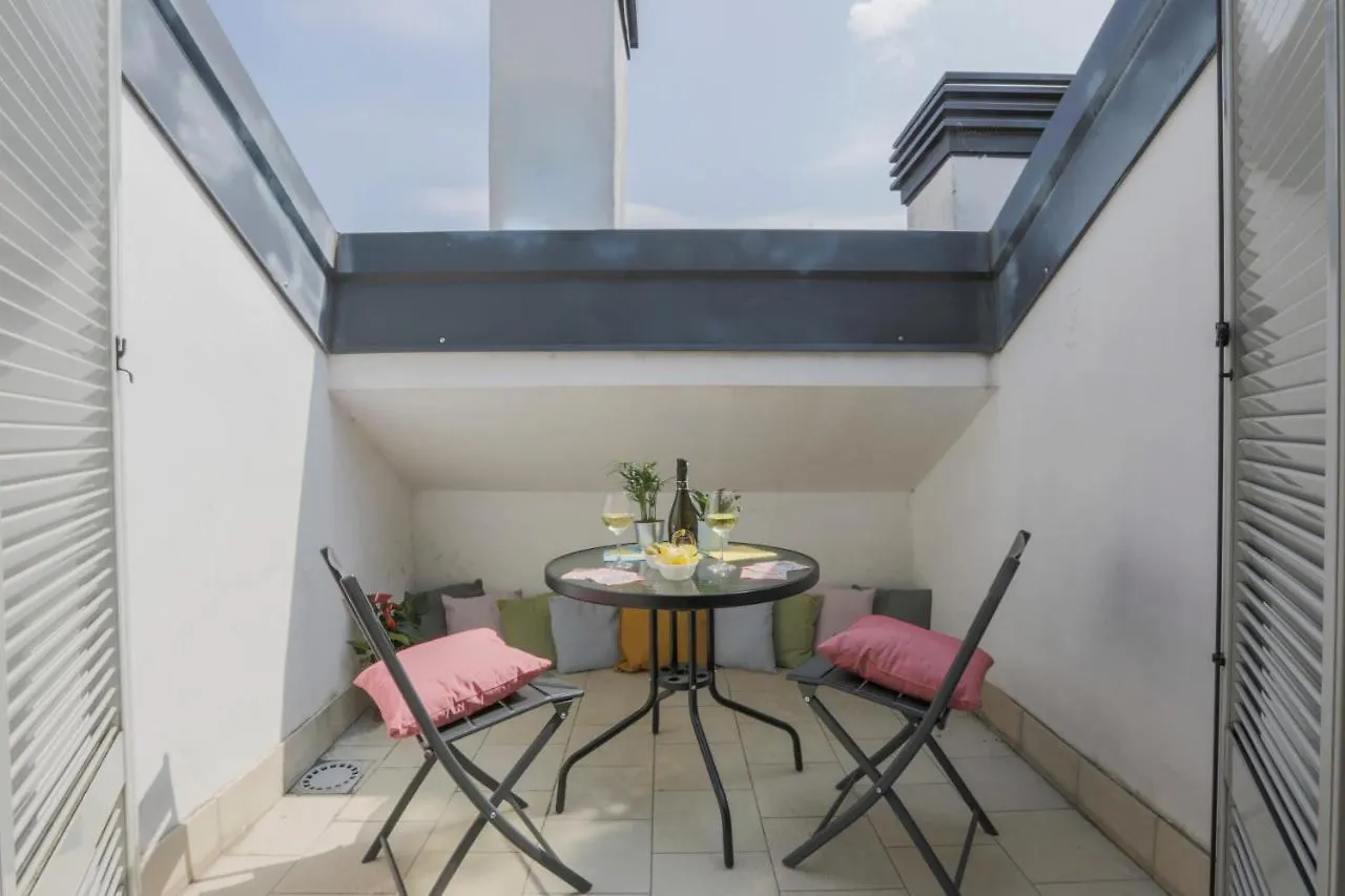 Nolo Uptown Milano Apartment 0*, Milan Italy