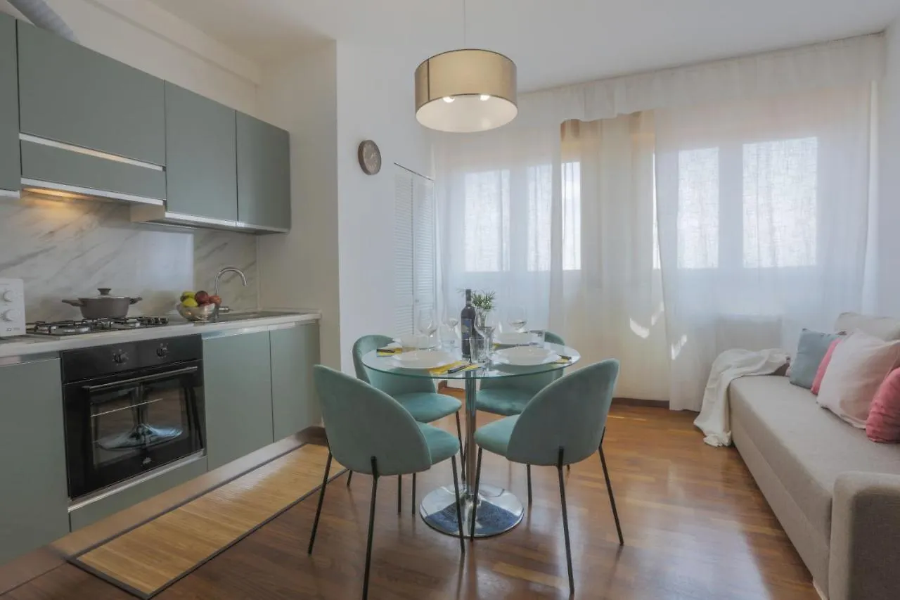Nolo Uptown Milano Apartment 0*, Milan Italy